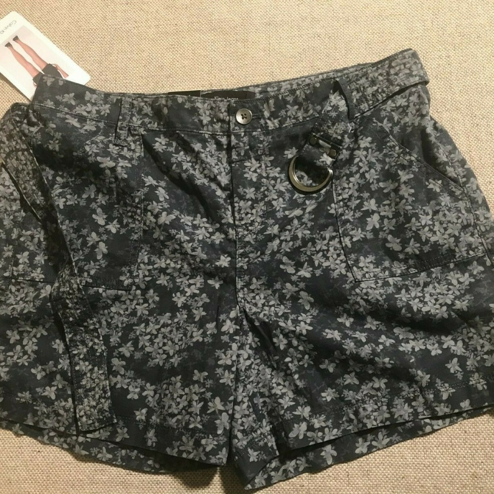 Calvin Klein Navy‎ Floral Belted Shorts Sz 10 NWT